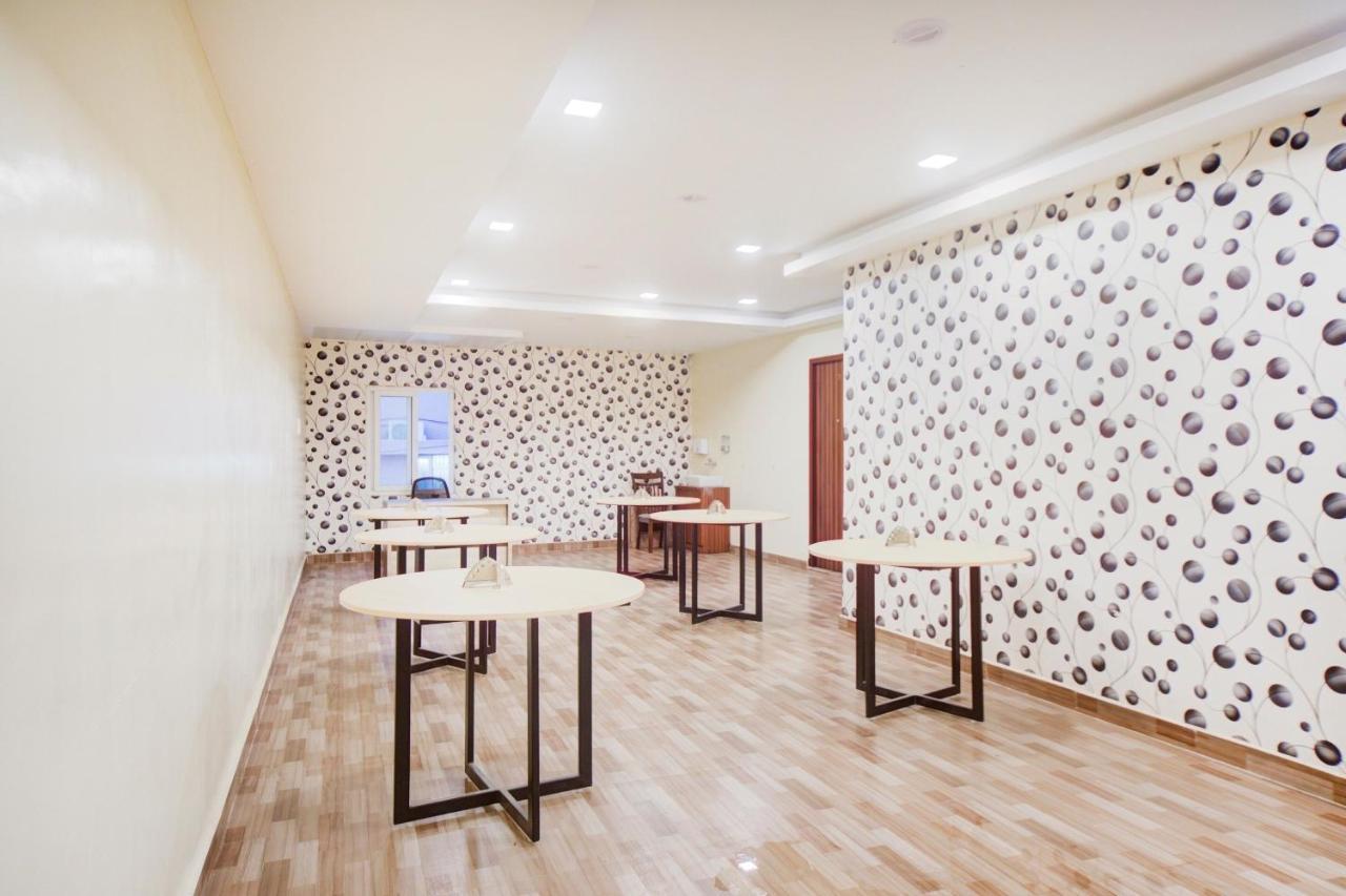 Collection O 75820 Madras Metro Club, T Nagar Chennai Bagian luar foto