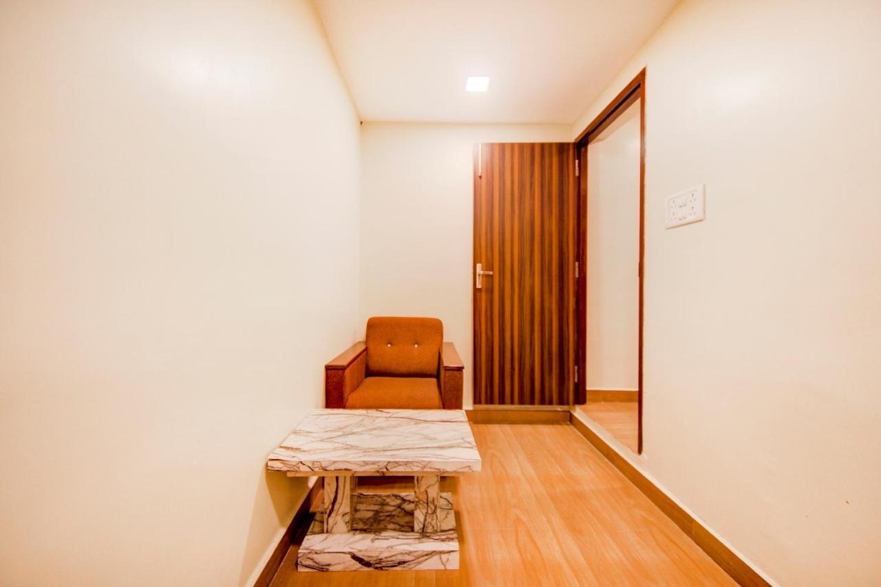 Collection O 75820 Madras Metro Club, T Nagar Chennai Bagian luar foto