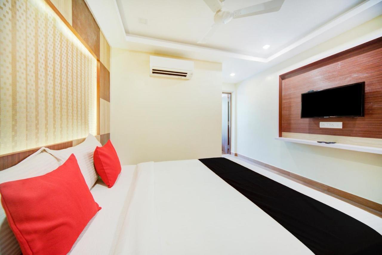 Collection O 75820 Madras Metro Club, T Nagar Chennai Bagian luar foto
